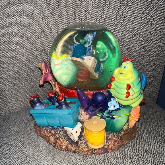 Disney Pixar A Bugs Life Snow Globe Music Box Waterglobe Retired Rare Vintage - Picture 14 of 17